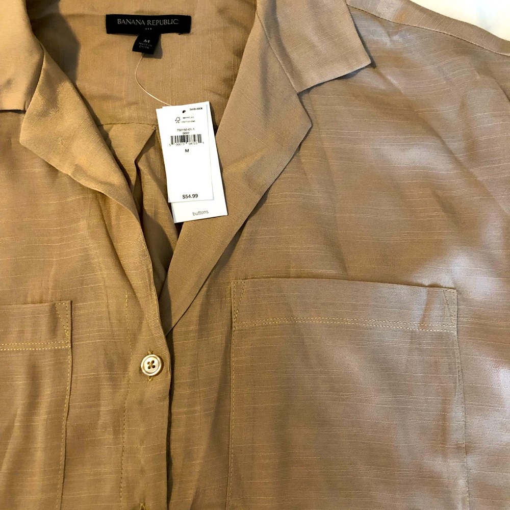Banana Republic Tan Short Sleeve Button Down US M
